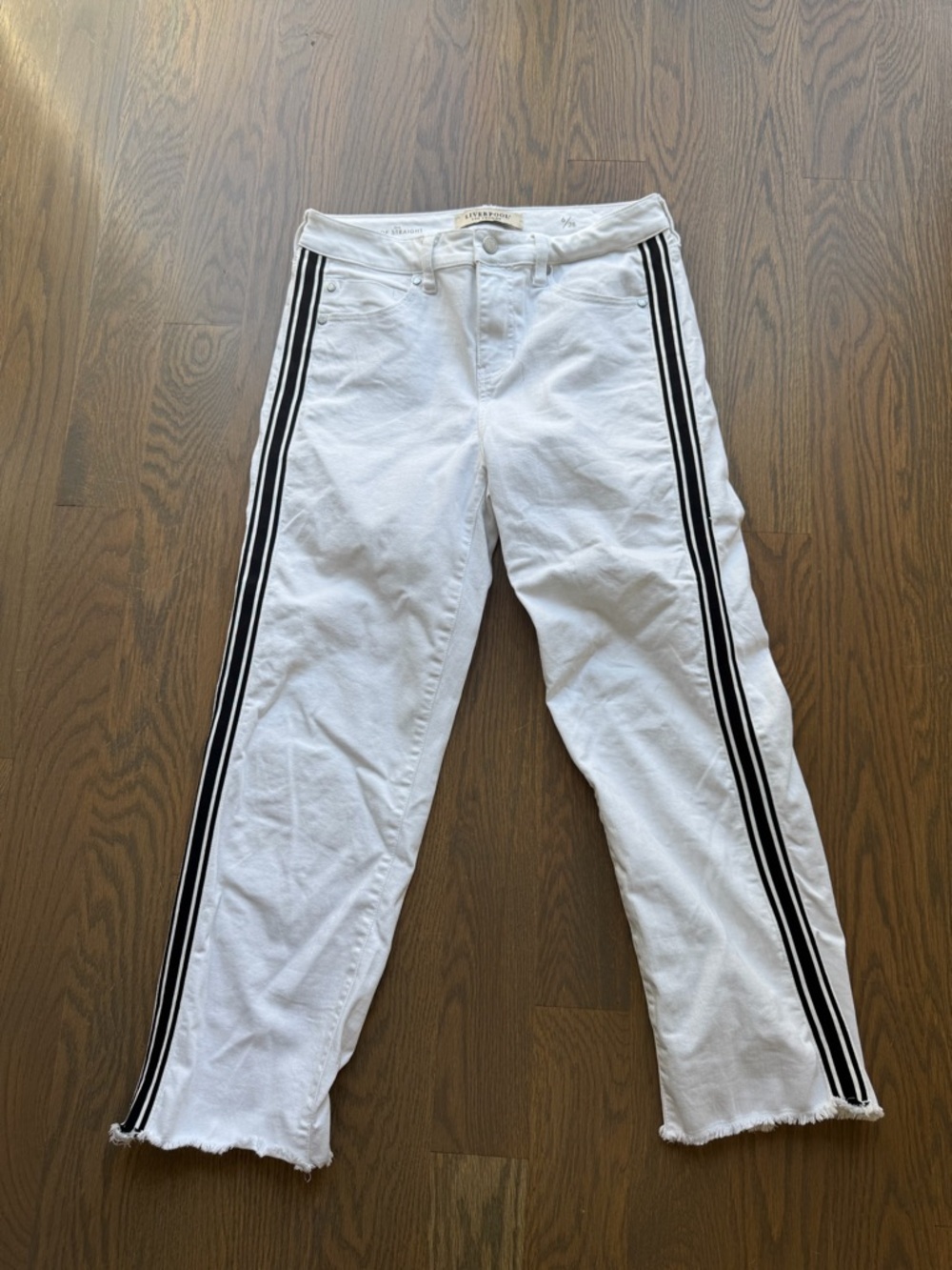 Liverpool White Crop Jeans Black Side Stripe High Rise Slim Ankle Pants 6 /  28 - Picture 6 of 7